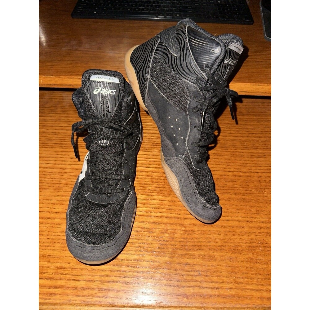 Asics MATFLEX Men’s Size 8 Black White Wrestling Shoes On The Mat Training EUC
